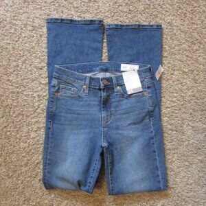 NWT GAP Baby Boot Mid Rise 25 0 R High Stretch Jeans Slim Thru Hip Thigh